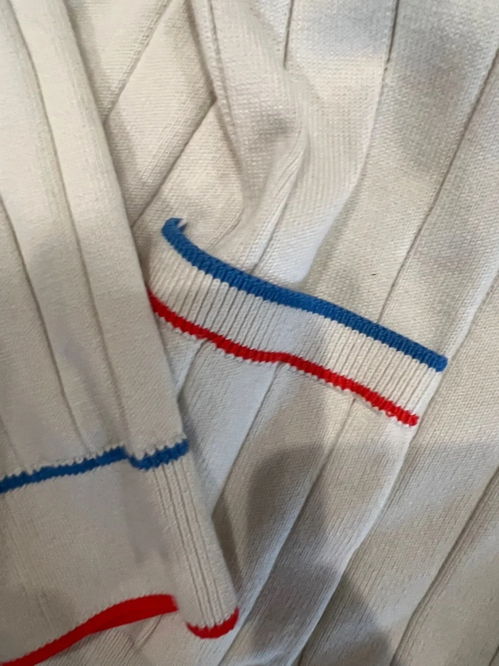 KULE Cream Ribbed Cardigan with Red & Blue Piping - Picture 4 of 6